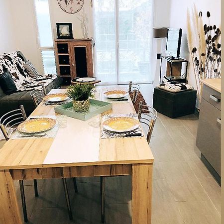Appartement Avec Parking 라로셸 외부 사진